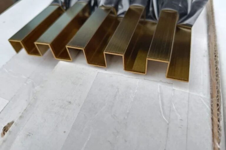 SS Gold Hairline Fluted Panel in indonesia