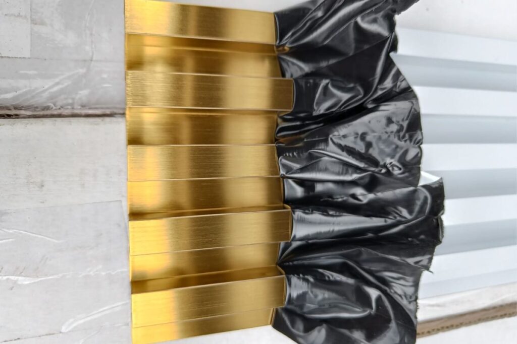 SS Gold Mirror Fluted Panel in indonesia