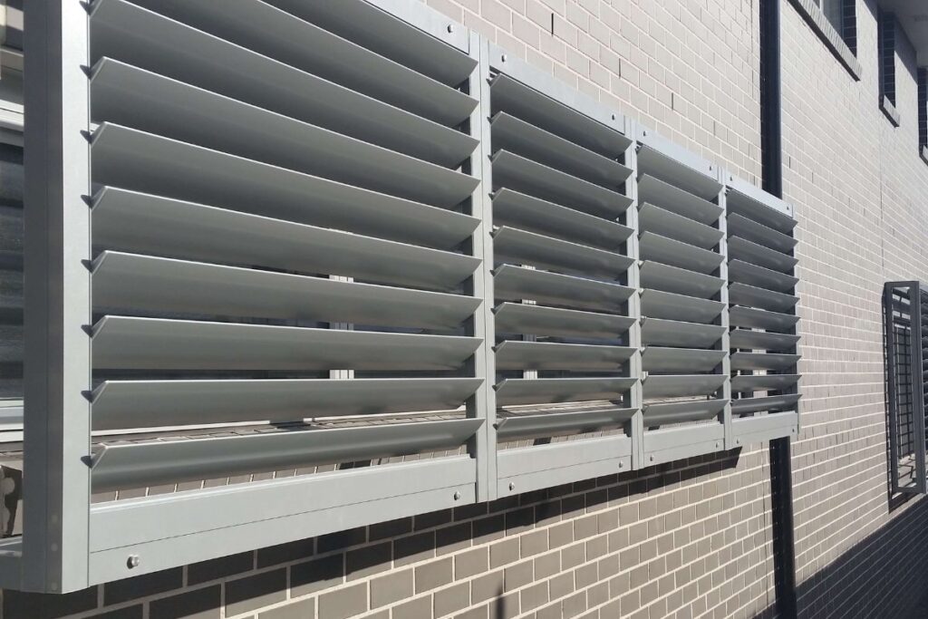 Stainless Steel Adjustable Operable Louver Panels in indonesia