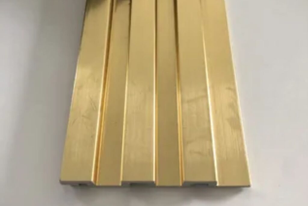UNS S30400 Gold Hairline Stainless Steel Fluted Panel in indonesia